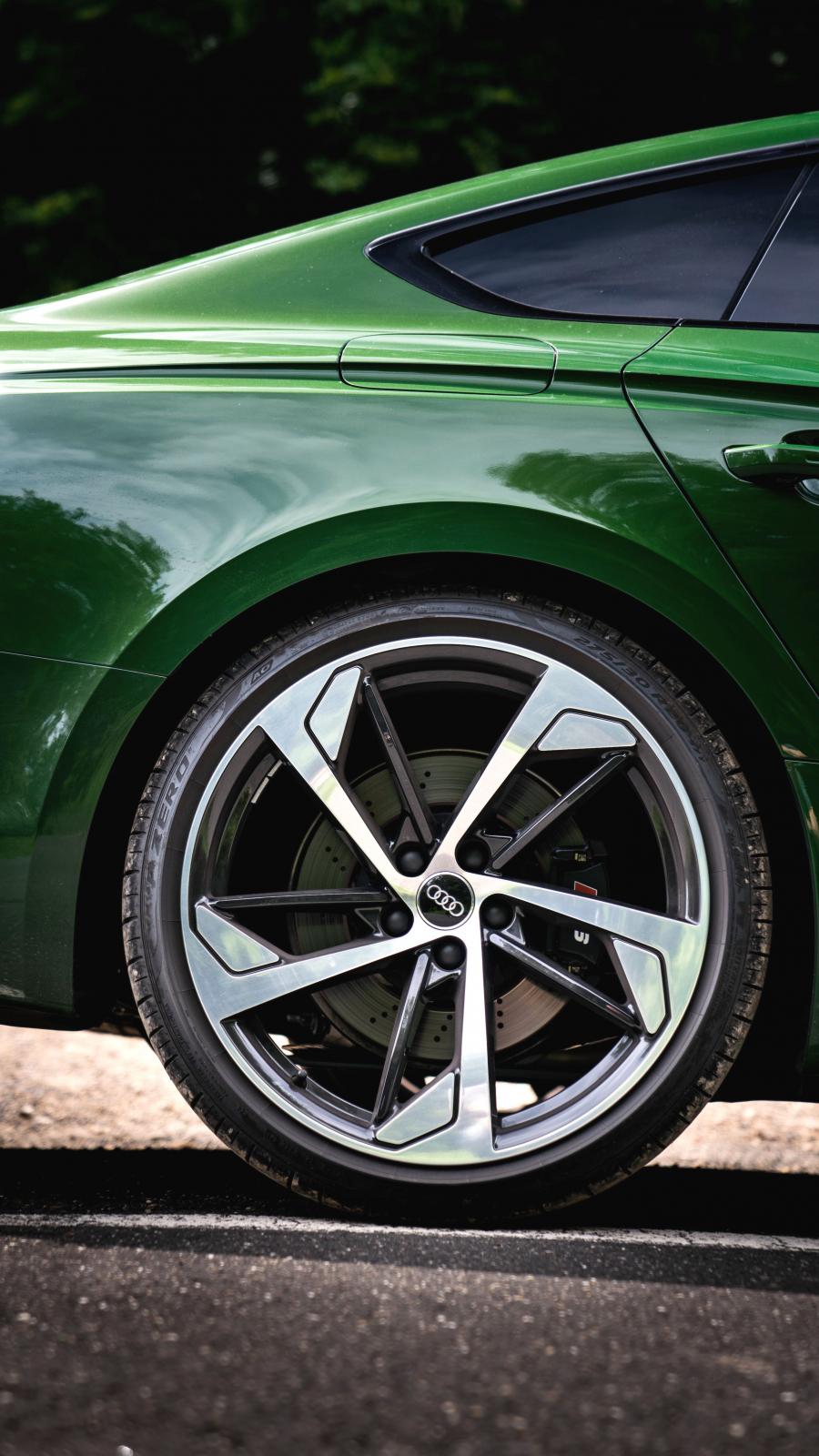 Колеса Audi RS5 Sportback 2019 года  (UK) (фото 5 из 40)